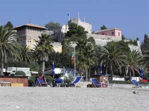 Xtrallusion photo gallery of Italy. Photos, pictures, images and photographs of the Italian Rivieras, the Italian Lakes, the Italian Alps, the Cinque Terre, the Amalfi coast and some of the most beautiful corners of Italy. Plus photos of Italian cities such as Pisa, Milan, Genoa and Rome.